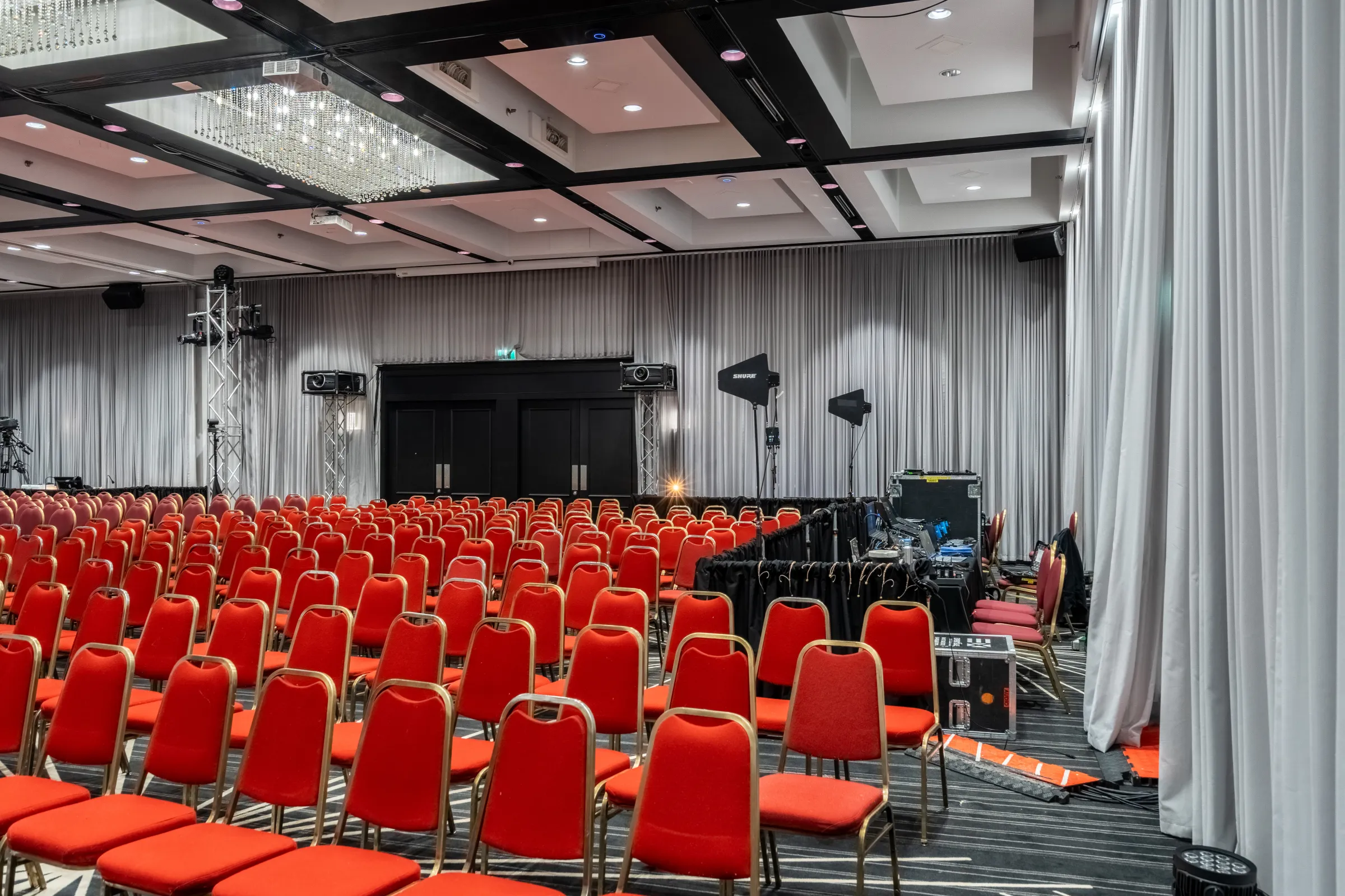 Configuration conférence avec équipement audiovisuel au Plaza Centre-Ville