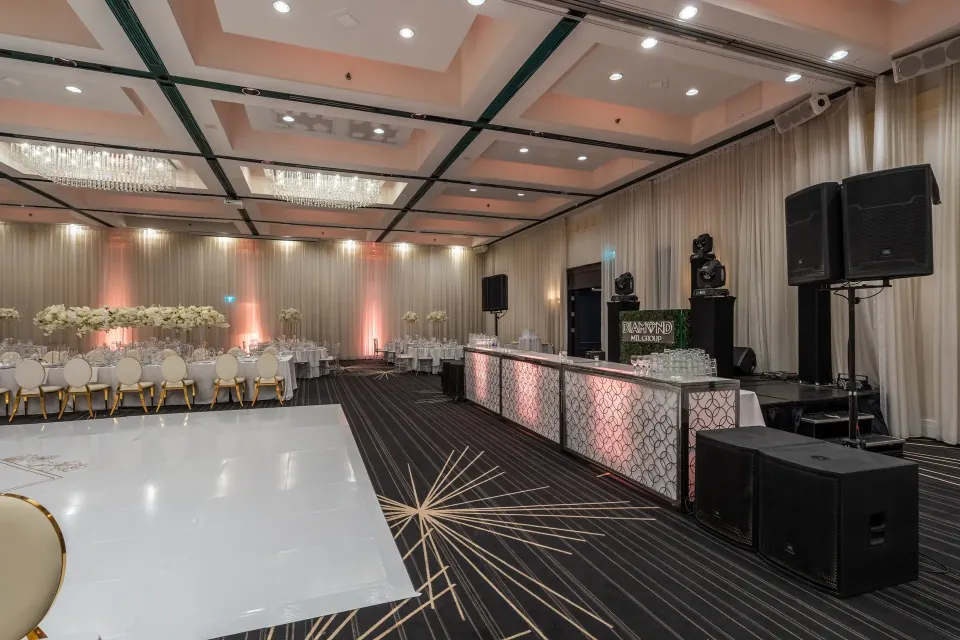 Salle décorée pour événement social